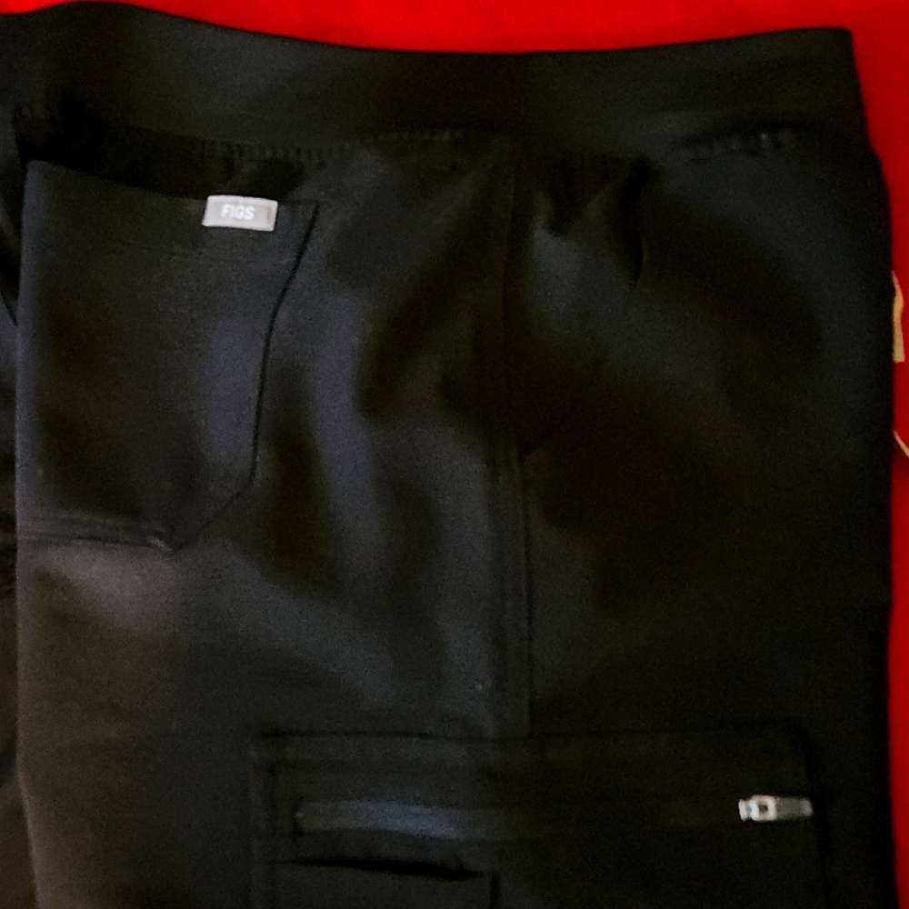 Scrubs pants